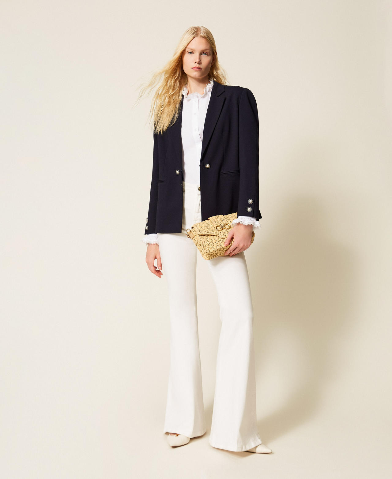 Blazer avec boutons décoratifs