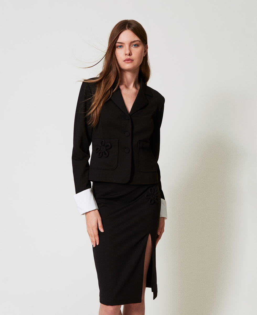 Jupe mi-longue ajust&eacute;e avec fleurs Noir Femme 251AP2532_00006_01