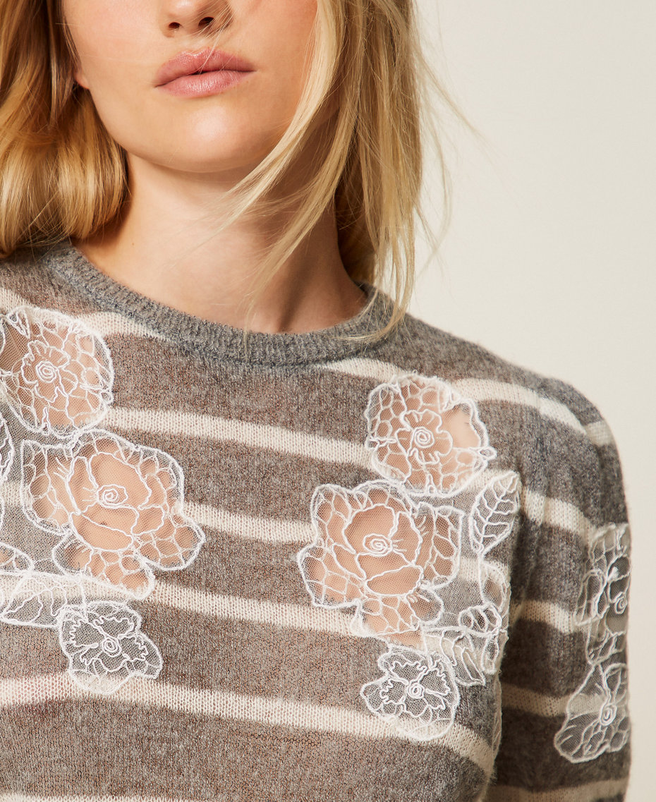 Pull en mohair mélangé avec dentelle Rayure Gris Chiné/Blanc « Neige » Femme 252TP3251_12756_05
