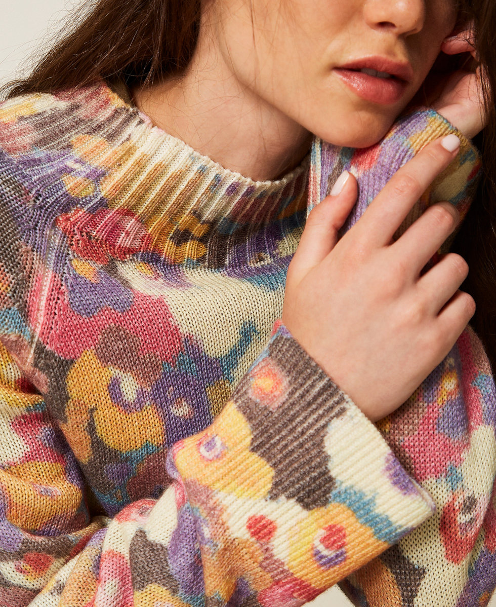Turtle neck jumper with floral print Multicolour Allover Flowers Woman 252AT3171_12980_04
