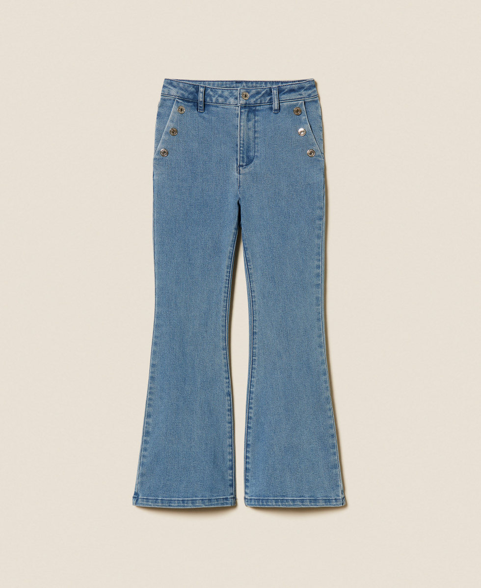 Jeans flare con bottoni