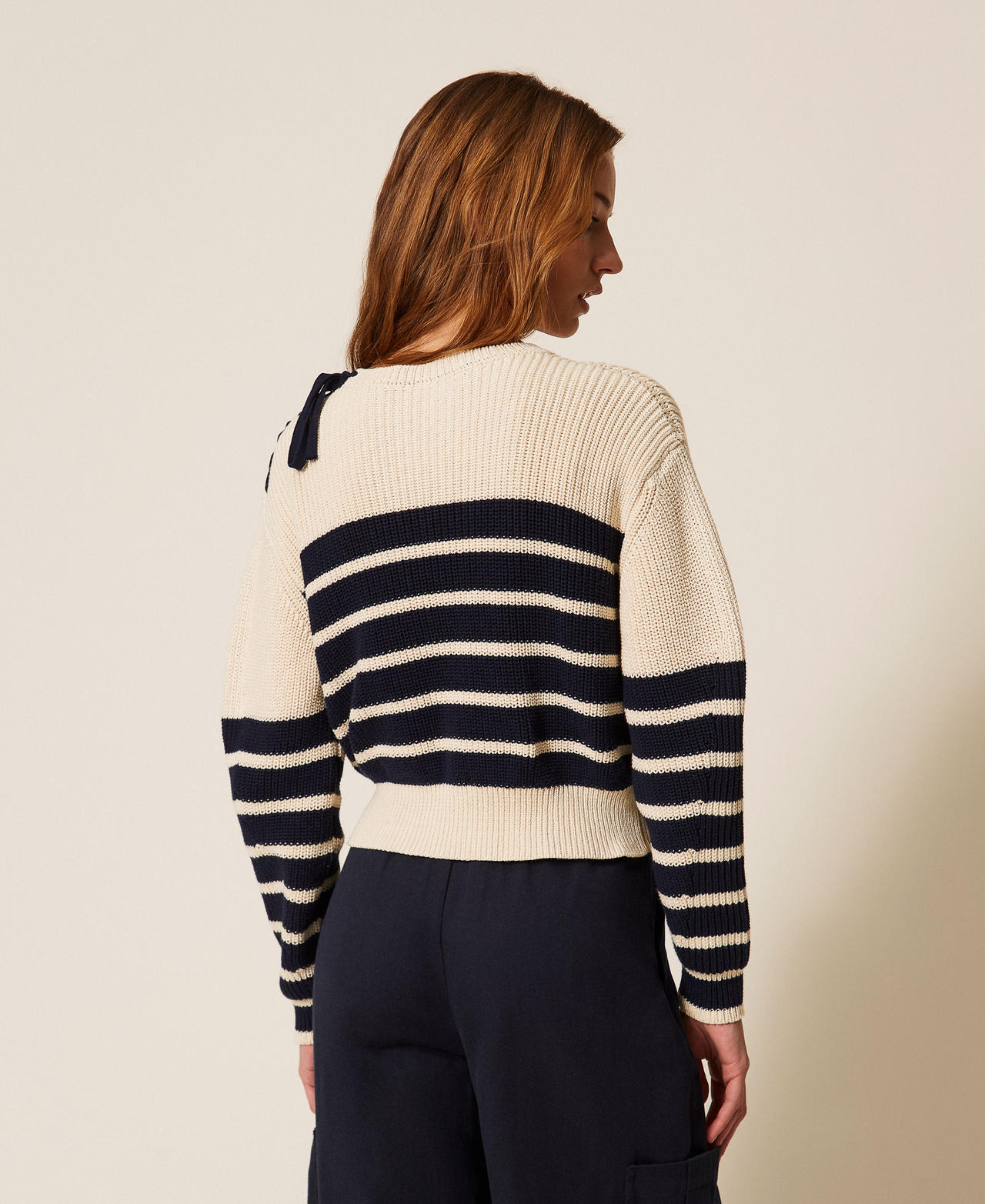Striped boxy jumper Ivory/Light Blue Night Stripes Woman 261TP3281_13386_03