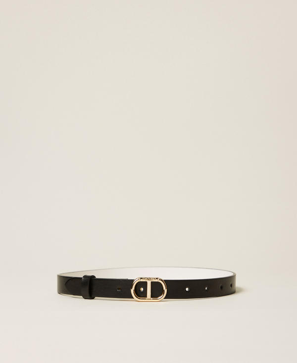 Reversible belt with Oval T