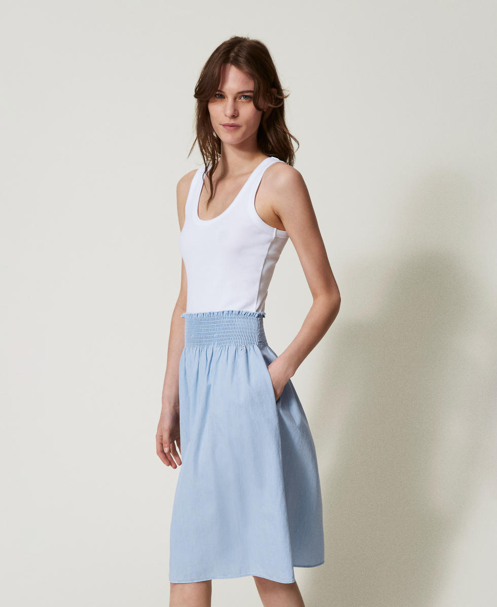 Midirock aus Chambray Helles Denimblau Frau 251AX2062_07283_01