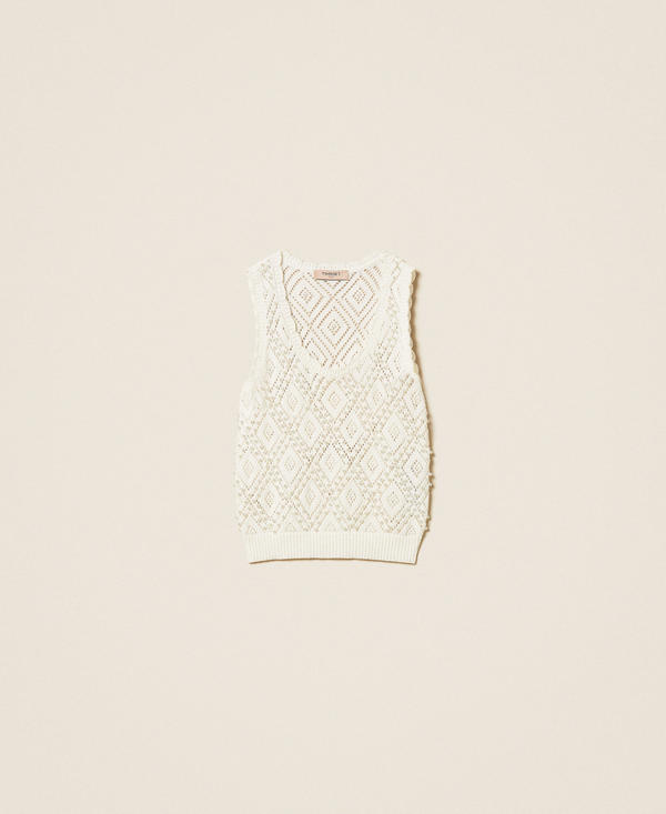 Diamond pattern knit top with pearls