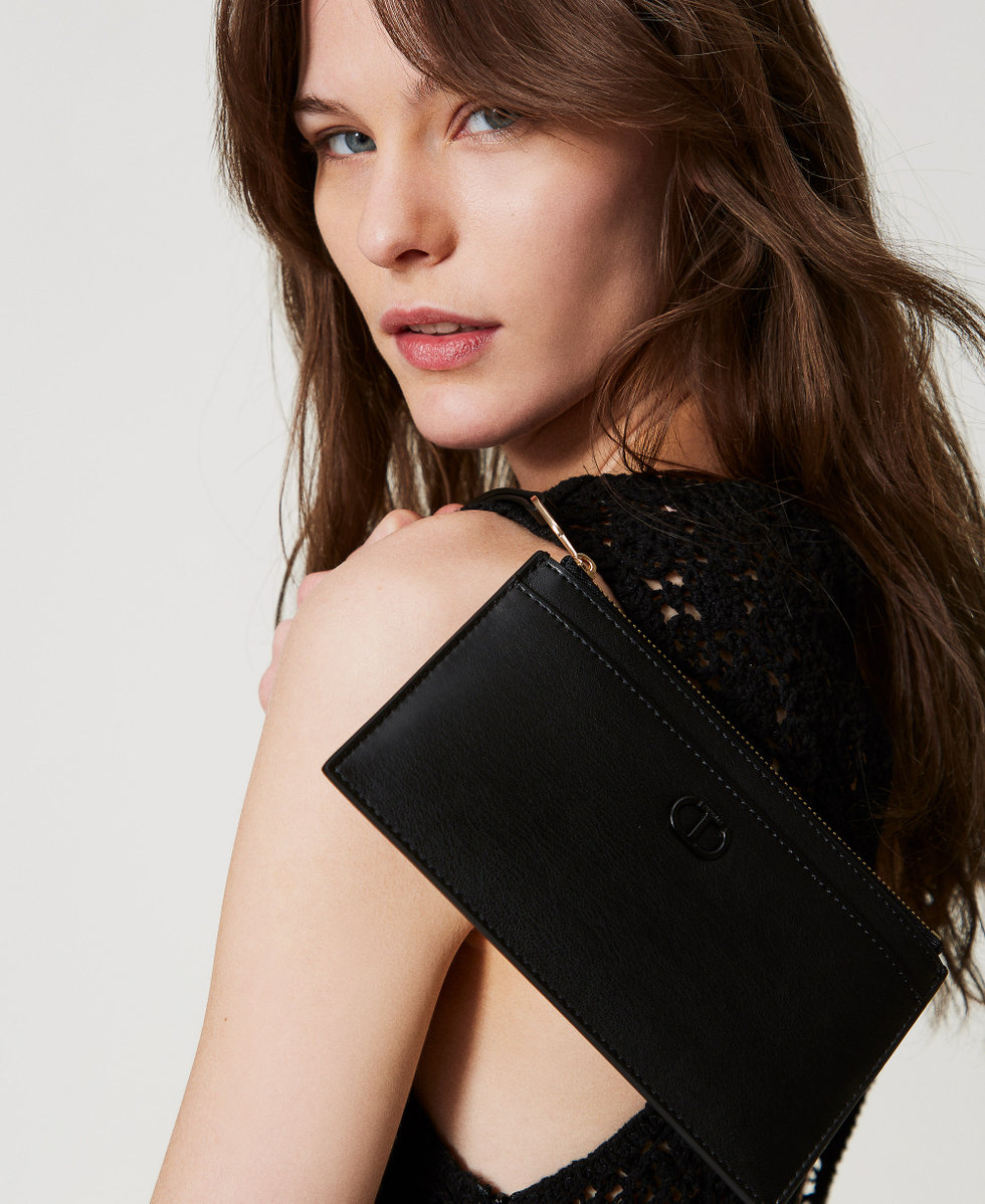 Mini-Pochette mit Oval T