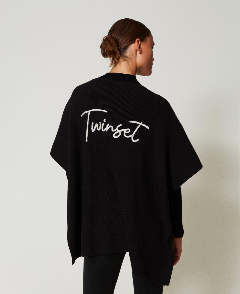 24ss✳︎新品タグ付✳︎ 【TOGA TOO】Nylon twill poncho