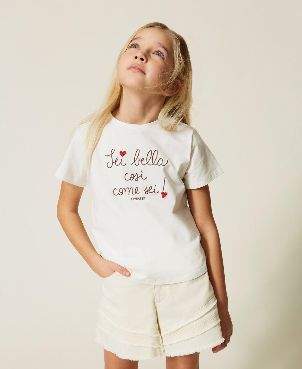 T-shirt regular con ricamo Bicolor Off White / Marrone"Dark Root" Bambina 261GJ2251_13378_01