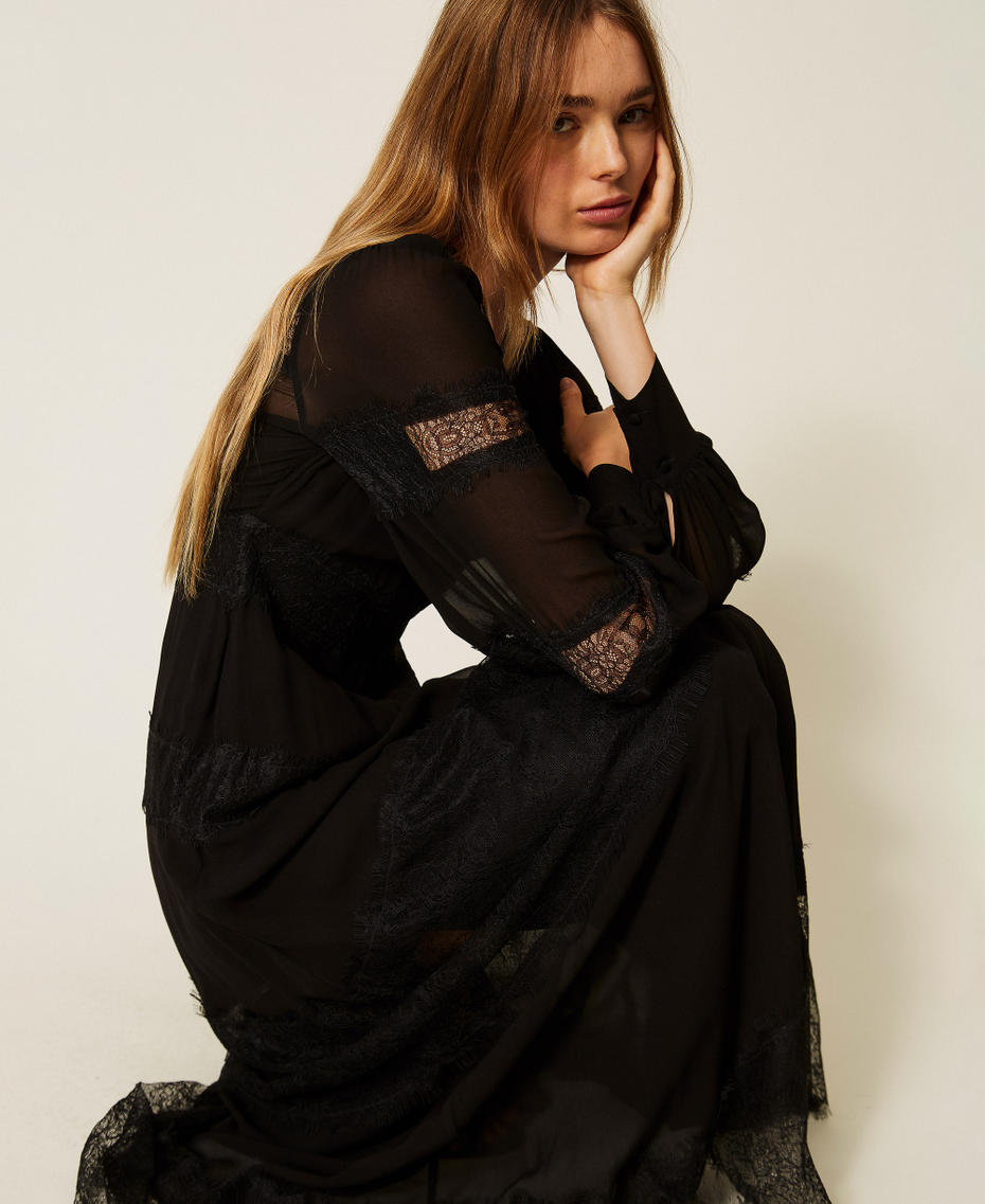 Maxikleid aus Georgette und Spitze Schwarz Frau 262TT2630_00006_PD