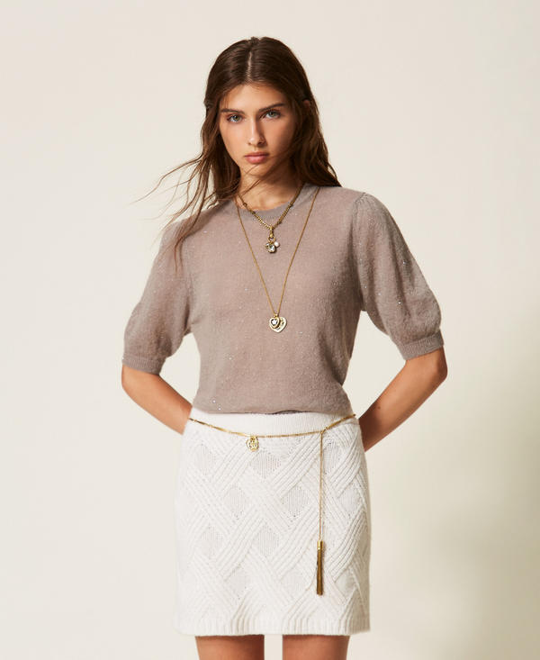 Jupe courte en maille avec tressages