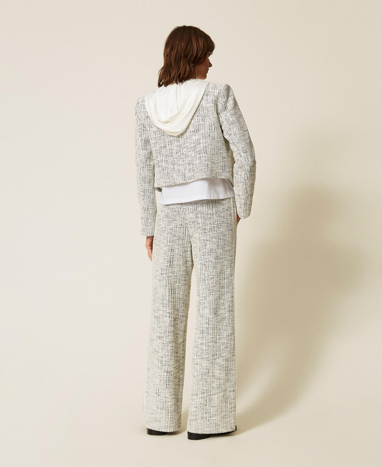Weaved sweatpants Off White/Black Tweed Woman 262LI2HBB_13877_03