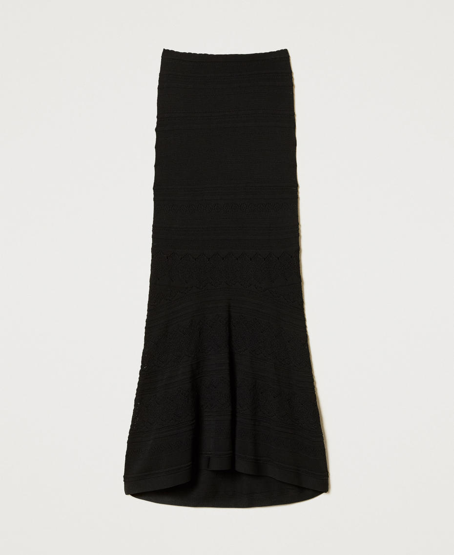 Long punched knit skirt