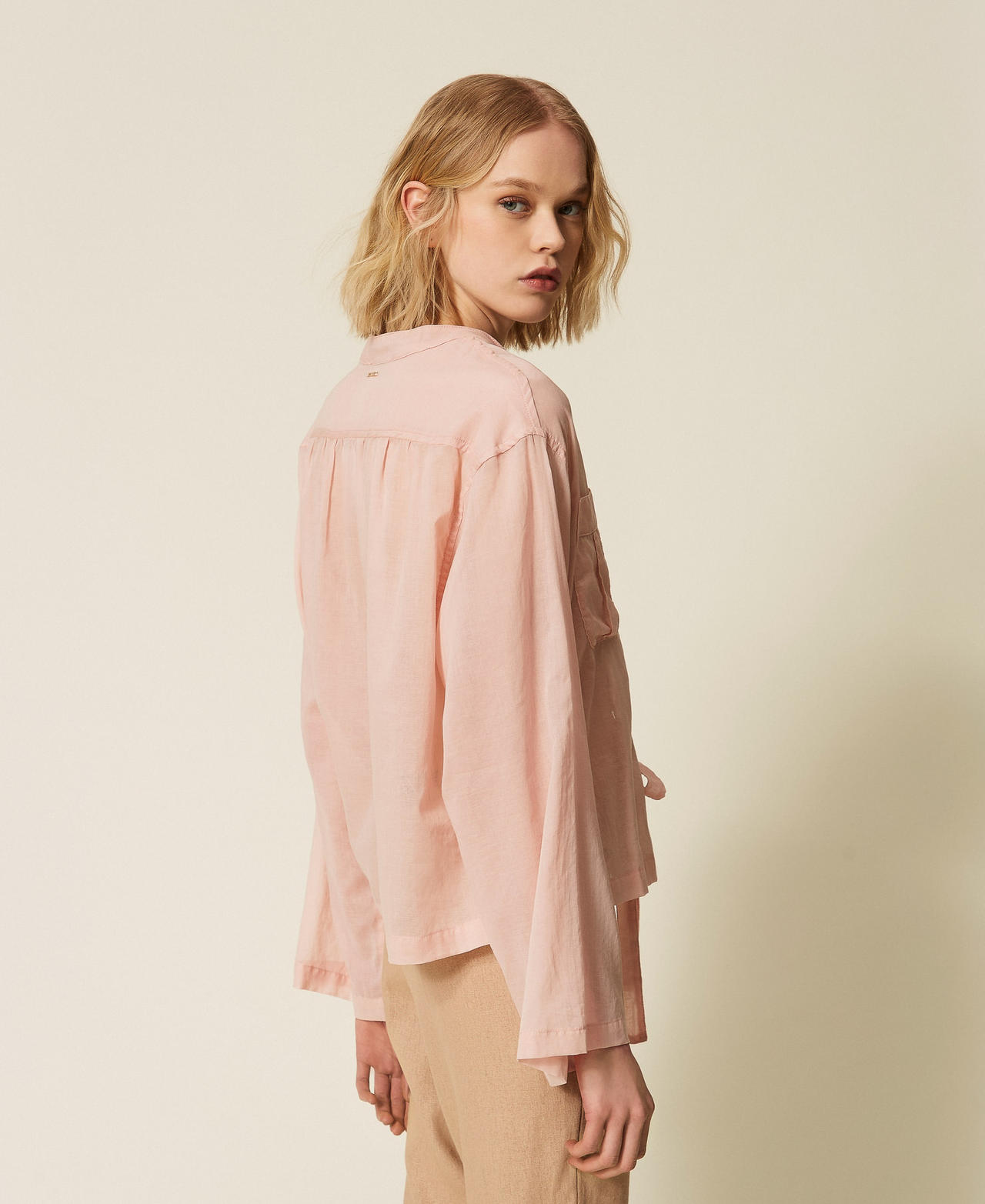 Muslin shirt with ties "Dance" Pink Woman 261TF2052_00816_03