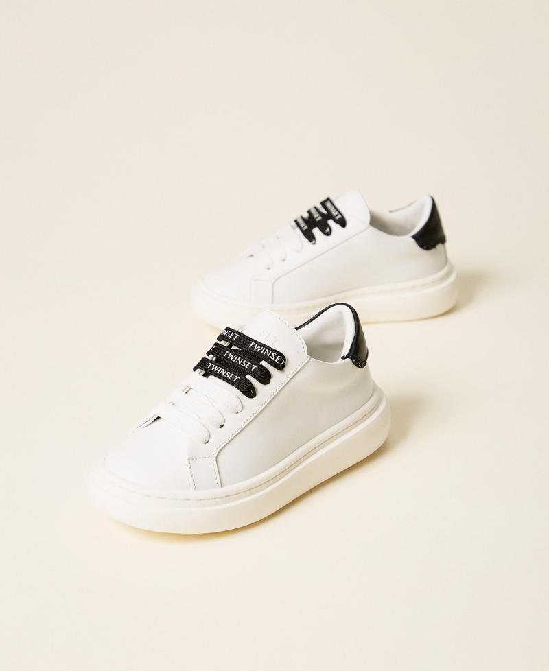Baby-Sneaker aus Leder mit Logo Zweifarbig Off White / Schwarz M&auml;dchen 262GCB030_10973_02