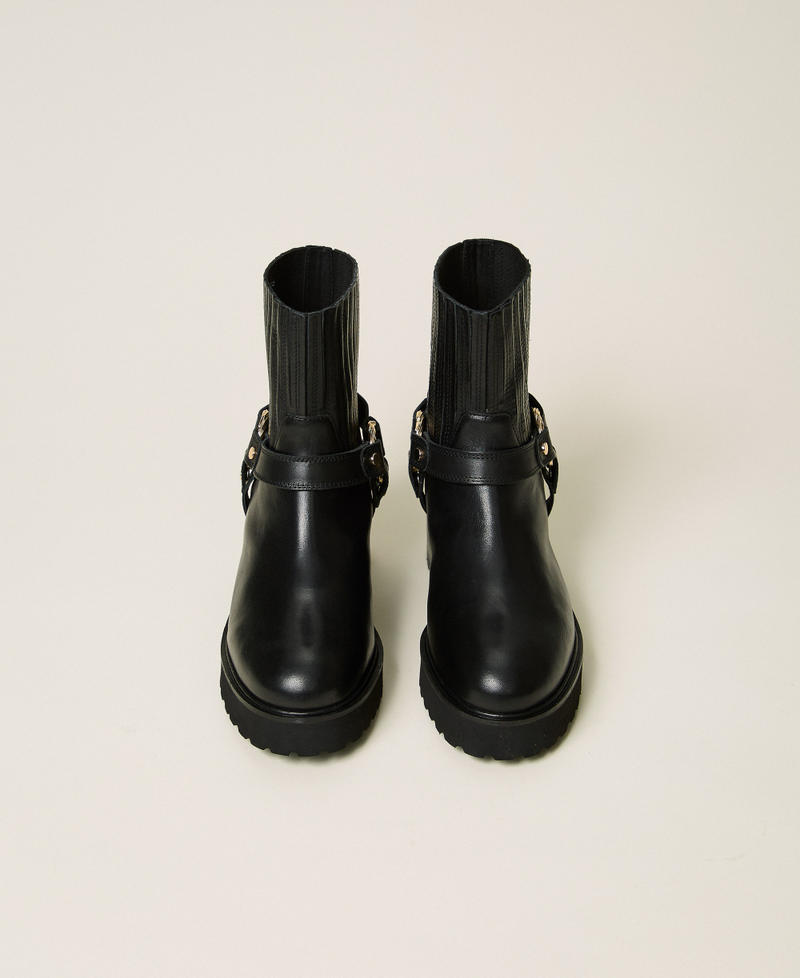 Bottines motardes en cuir avec anneau Noir Femme 262TCP062_00006_04