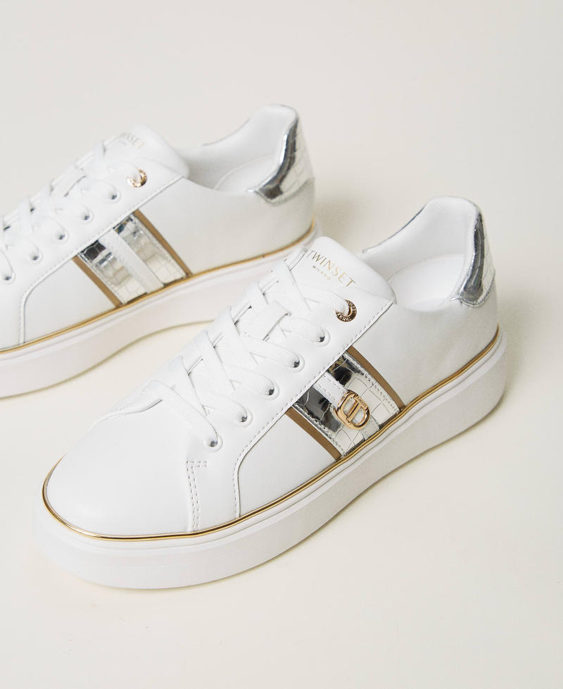 Sneakers in pelle con Oval T Bicolor Bianco Ottico / Argento Donna 251TCP01A_07200_02