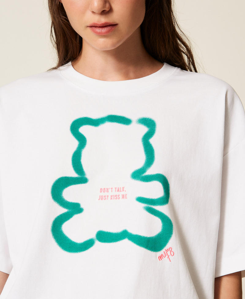 MYFO oversized T-shirt with print Papers/Green Garden Bear Woman 252AQ2120_12965_04