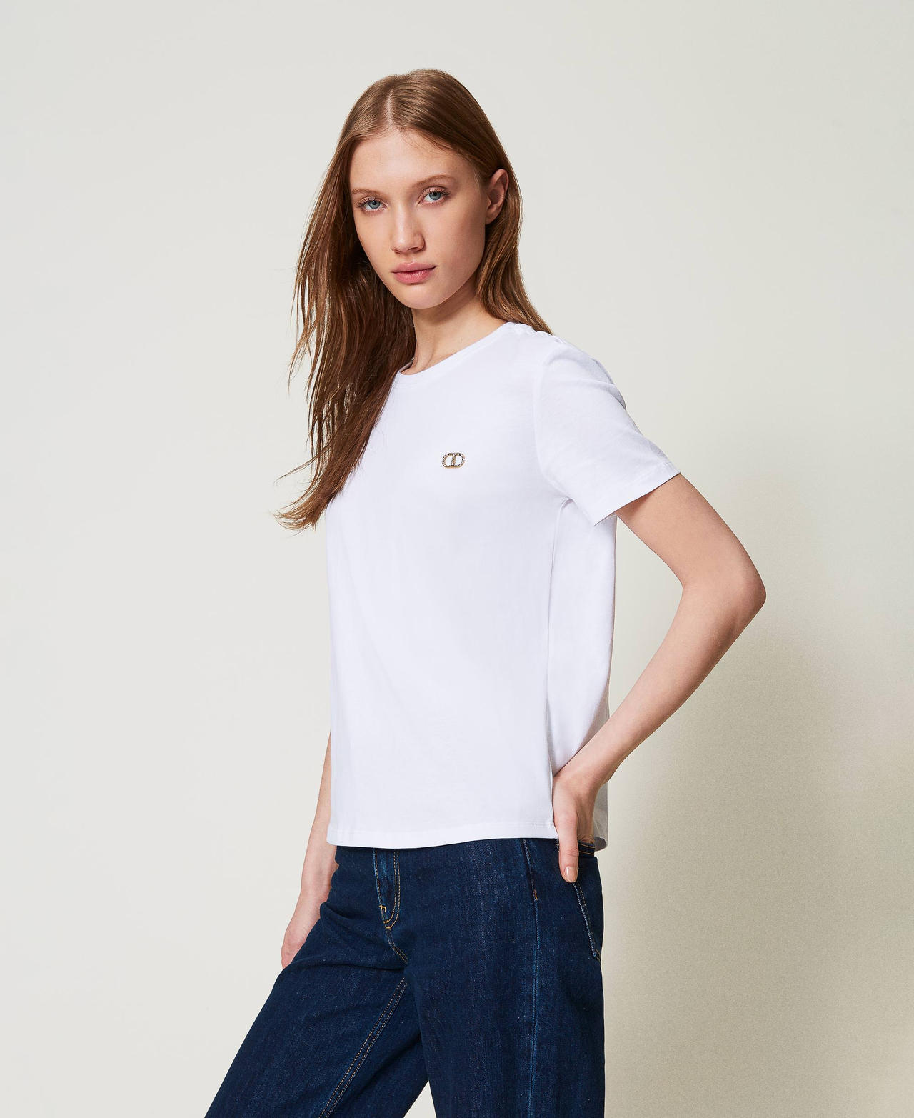 T-shirt with Oval Tplate with rhinestones White Woman 251TP2074_00001_02