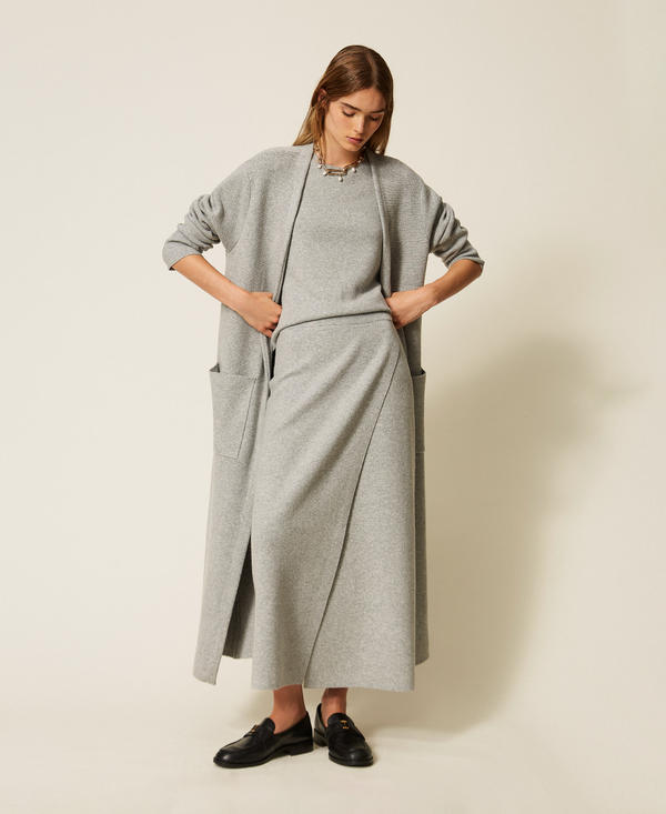 Maxi cardigan with pockets