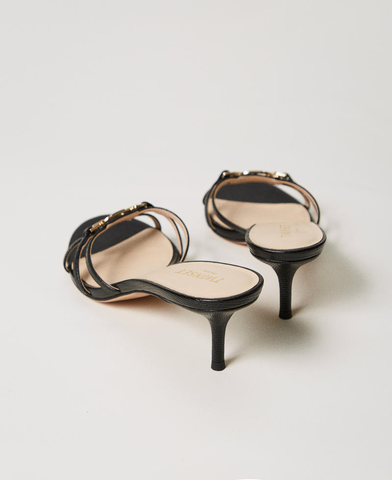 Mules with Oval T Black Woman 251TCP102_00006_03