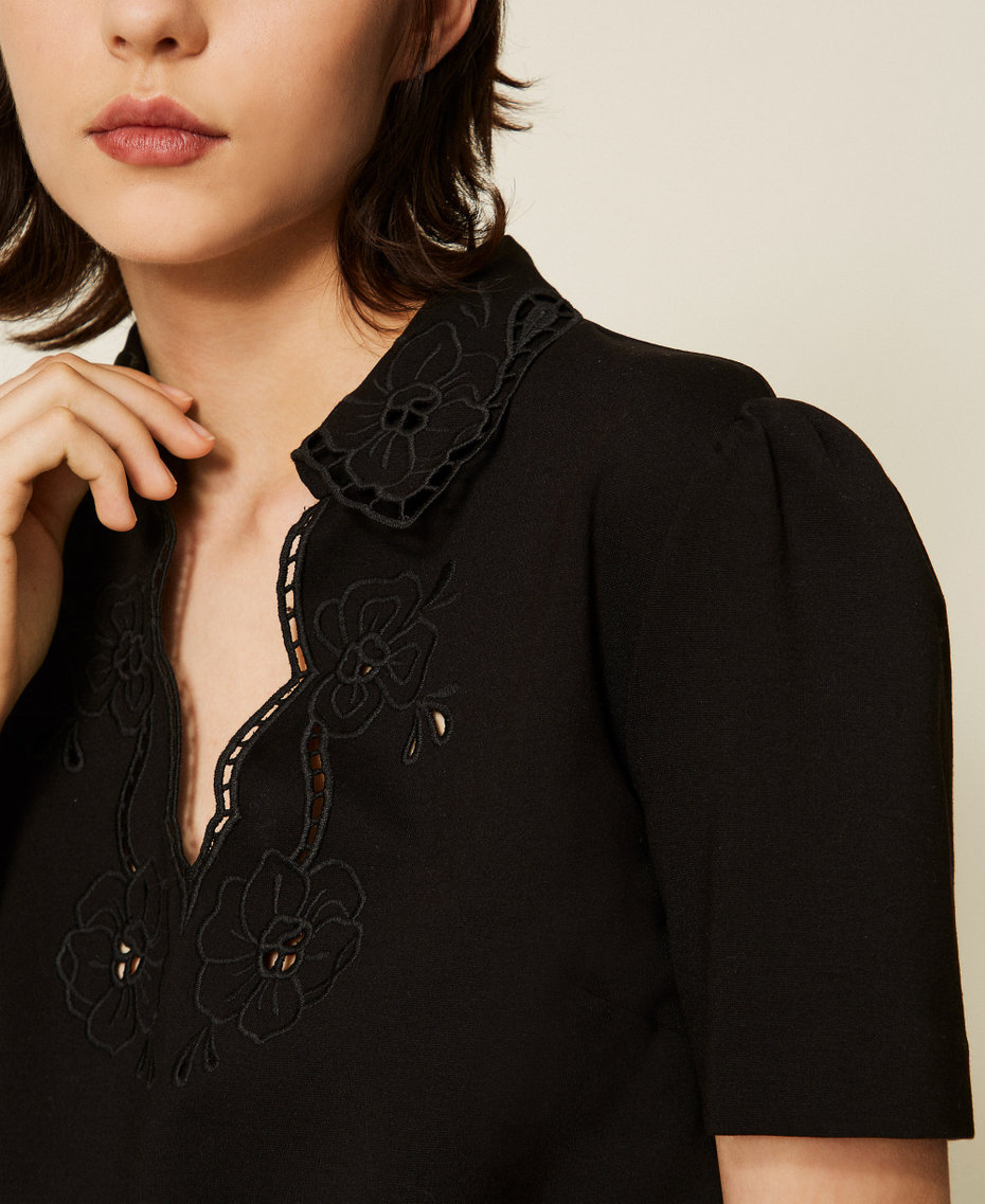 Robe courte avec broderie anglaise Noir Femme 262TP2671_00006_04