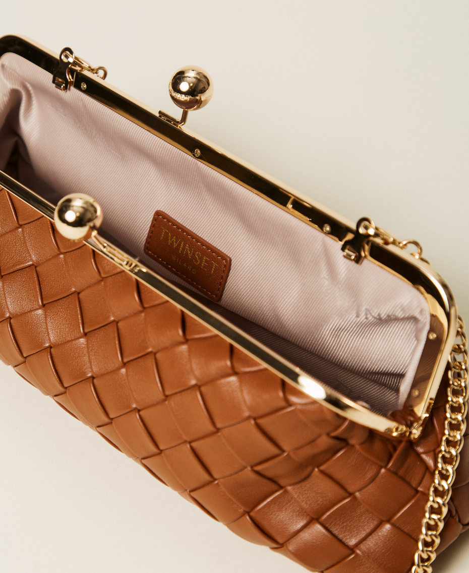Handwoven clutch Leather Brown Woman 261TB7301_00057_04