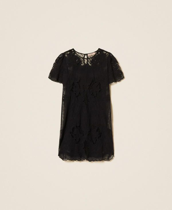 Short muslin dress with embroidery