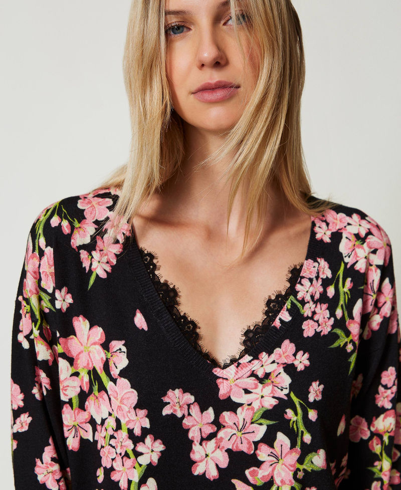 Jumper with floral print and lace Multicolour Blooming Woman 242LL3TBB_11998_04