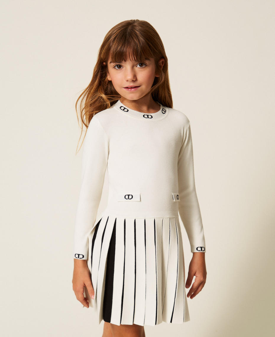 Girls' two-tone short knit dress Two tone Off White/Black Girl 252GB3032_10973_01