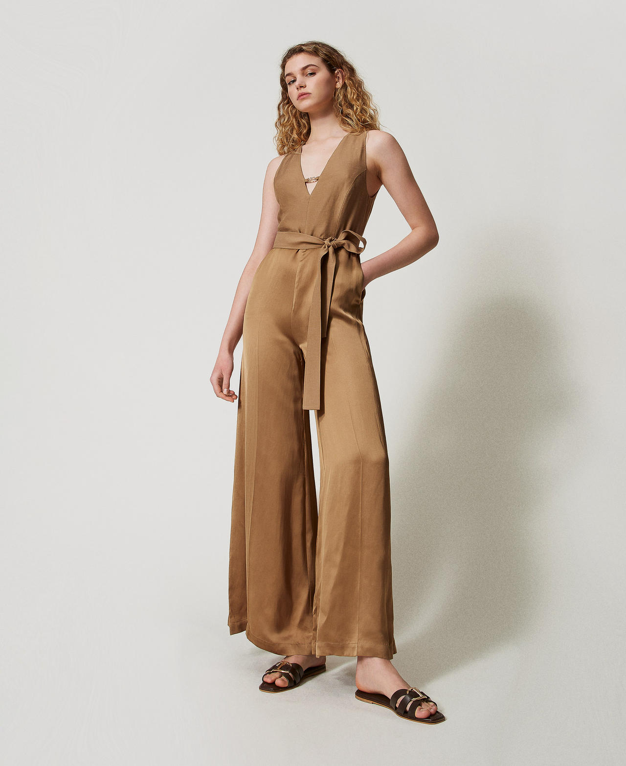 Long satin envers jumpsuit Golden Green Woman 251TT2272_12438_01