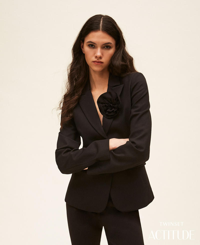 Giacca blazer con spilla a fiore Nero Donna 261AP2147_00006_PA