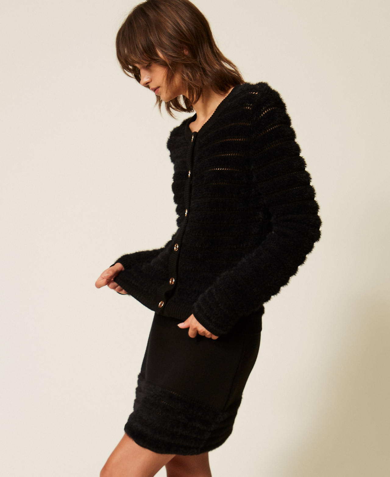 Knitted jacket with gold-tone buttons Black Woman 262AP3032_00006_02