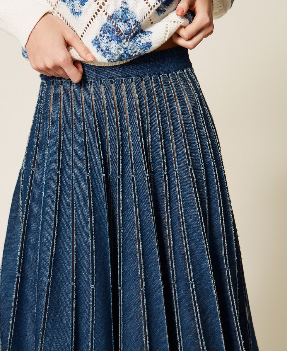 Long pleated denim skirt "Mid Denim" Blue Woman 261TP2350_01611_04