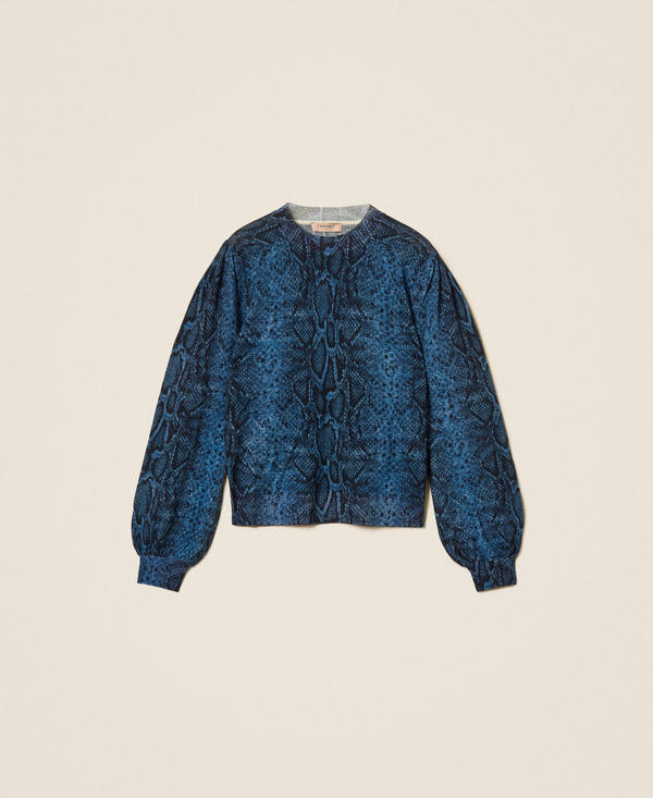 Wollpullover mit Pythonprint