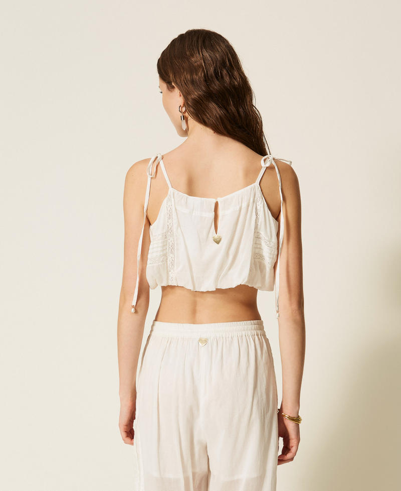 Cropped muslin top with lace Off White Woman 261LM2HAA_00526_03