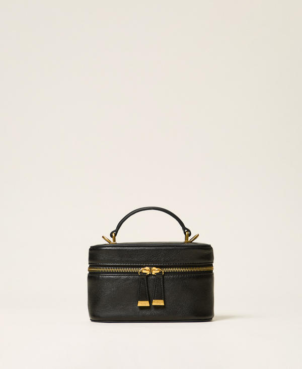 Leather shoulder bag