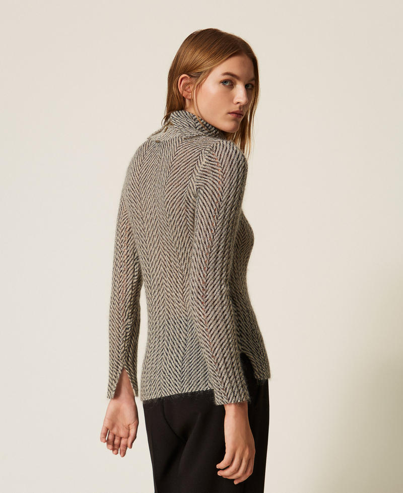 Rollkragenpullover mit Print Zweifarbig Geometric Black / Elfenbein Lurex Frau 262TT3401_14175_03