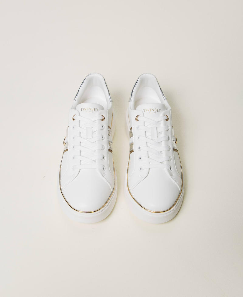 Sneakers in pelle con Oval T Bicolor Bianco Ottico / Argento Donna 251TCP01A_07200_04