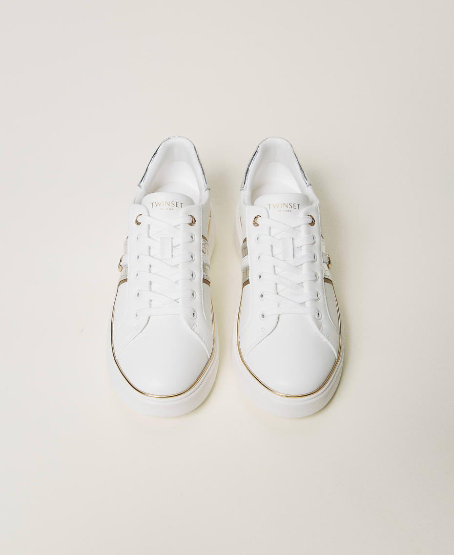 Sneakers in pelle con Oval T Bicolor Bianco Ottico / Argento Donna 251TCP01A_07200_04