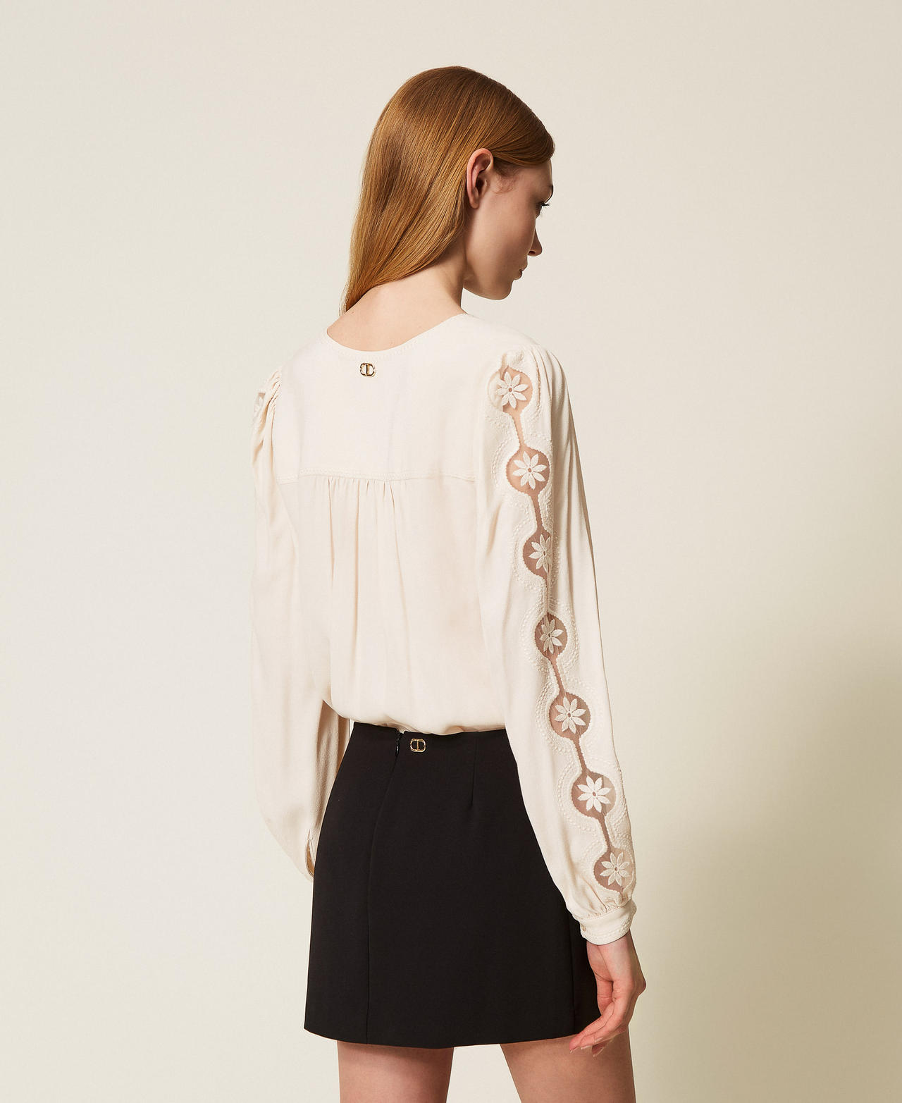 Crêpe blouse with embroidery "Parchment" Beige Woman 252TP2151_07222_03