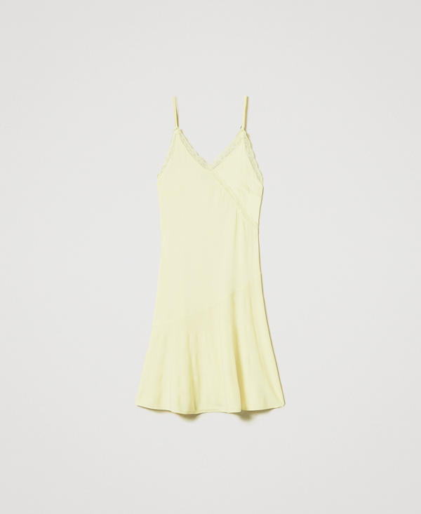 Midi knit dress with lace