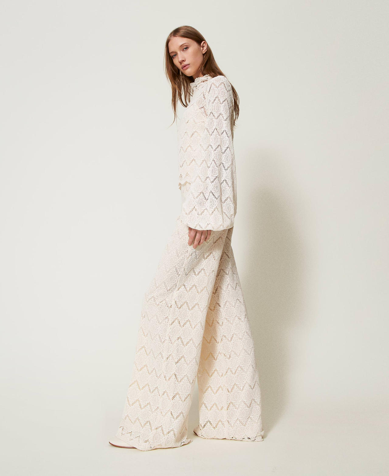 Macramé lace wide leg trousers Delicate Beige Woman 251TP2409_12140_02