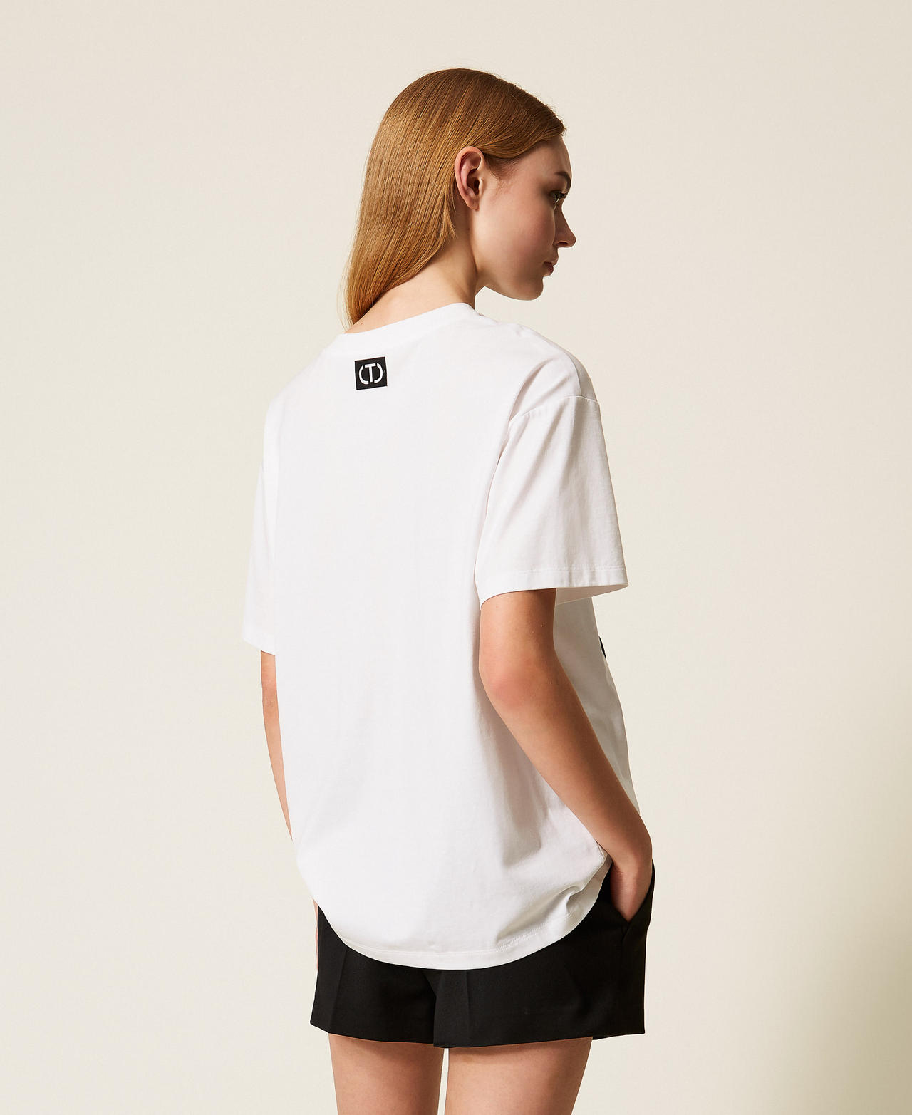 T-shirt oversize avec broderie florale Blanc Femme 252TP2053_00001_03