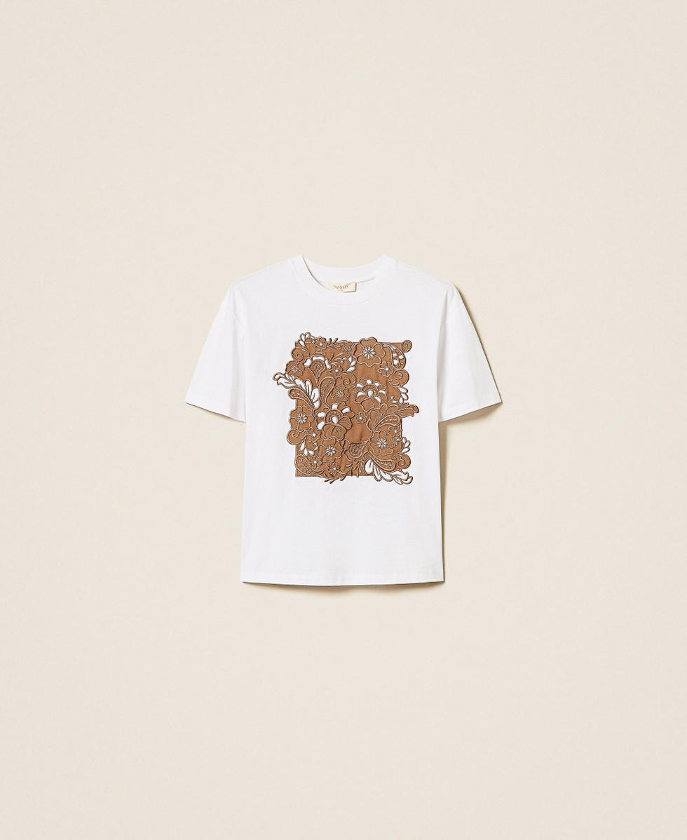 Regular t-shirt with patch embroidery "Lucent White"/"Oak" Beige Embroidery Woman 262TP2760_13936_S0