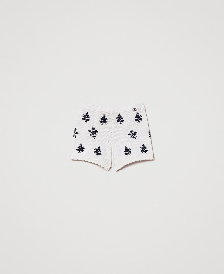 Knit shorts with floral embroidery Snow White Black Embroidery Woman 251TT3251_12452_S0
