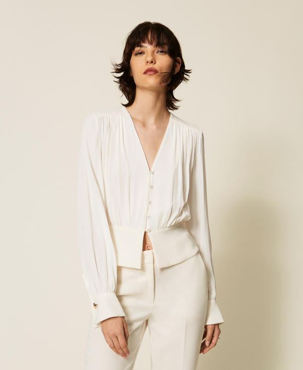 Camicia in cr&ecirc;pe de Chine con arricciature