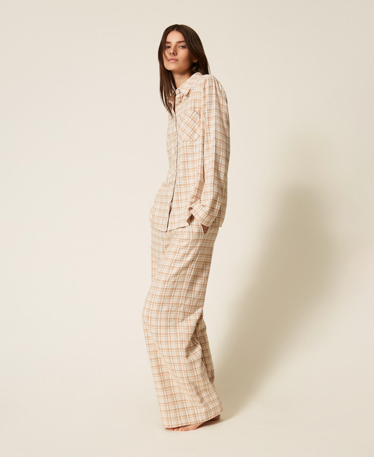 Mannish check pyjamas Camel Check Woman 252LL2ACC_12857_02