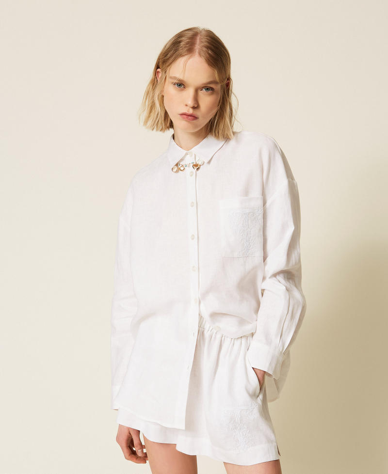 Hemdbluse aus Leinen mit aufgesticktem Logo Wei&szlig; Frau 261TT2301_00001_01
