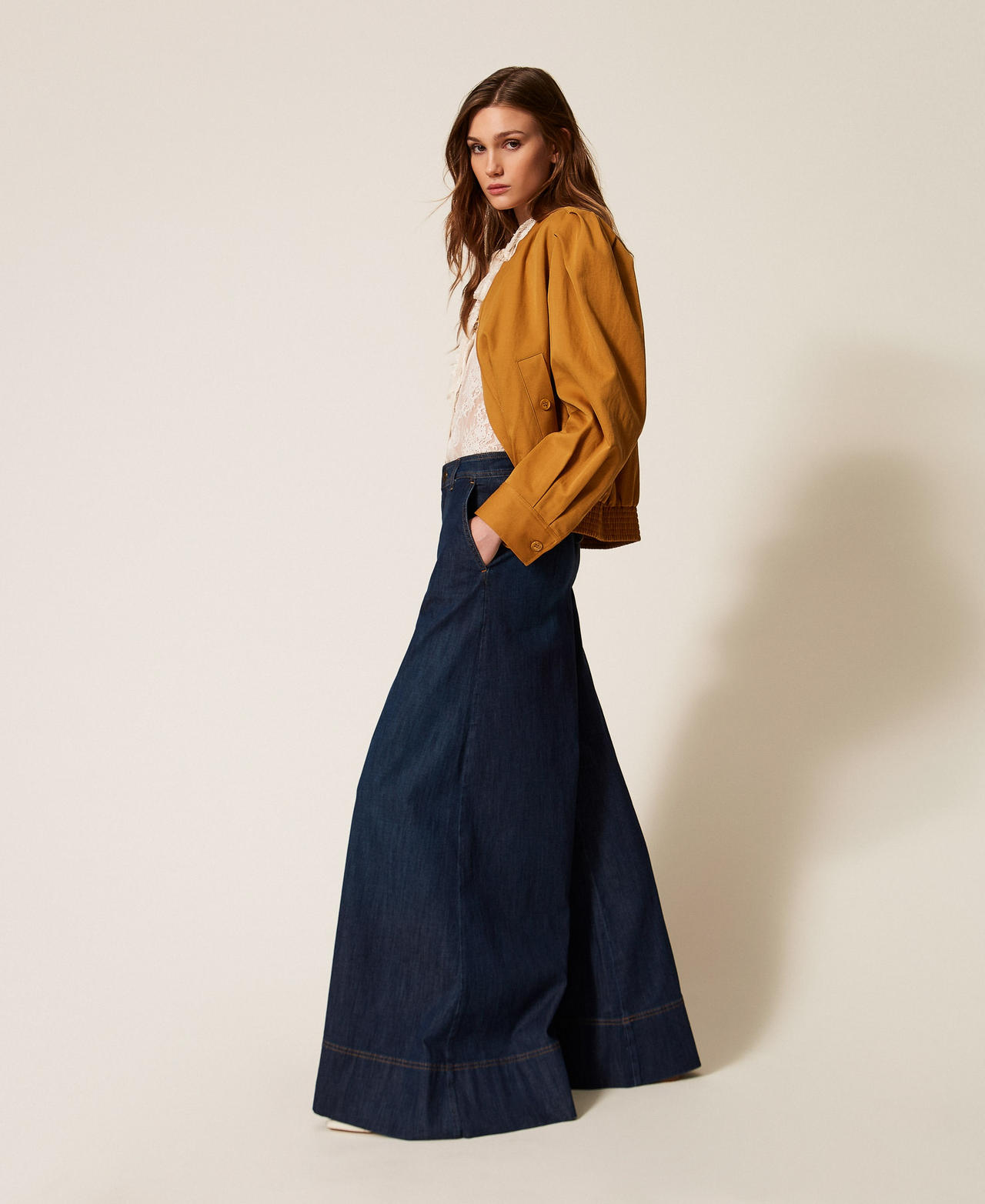 Palazzo jeans with stitching Dark Denim Woman 261TP2671_01313_02