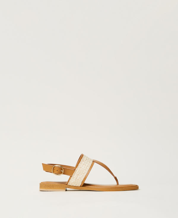 Flat thong sandals with raffia